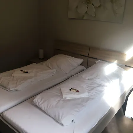 Homeport Hostel-2